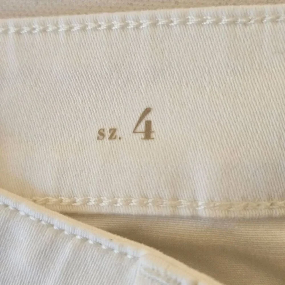 White House Black Market Womens Low Rise The Skimmer Ankle Jeans White Size 4 - Picture 7 of 16